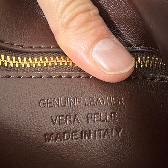 Elegant Brown Suede Women's Bag - Picture 4 of 5